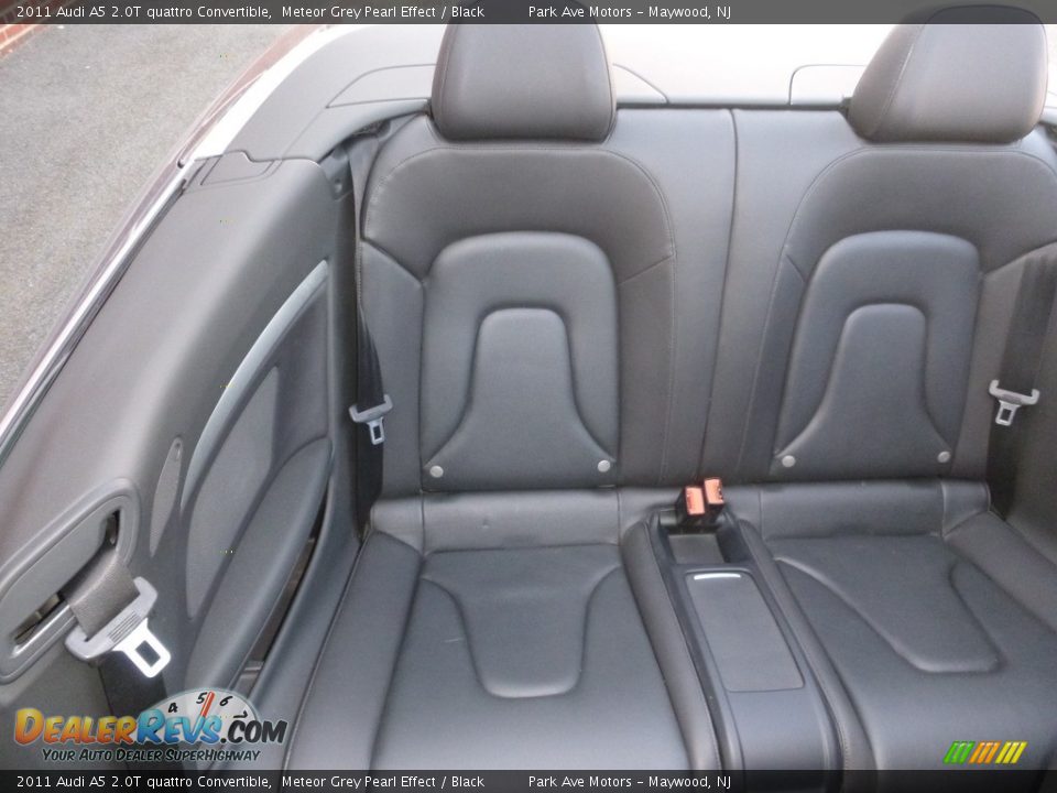 2011 Audi A5 2.0T quattro Convertible Meteor Grey Pearl Effect / Black Photo #31