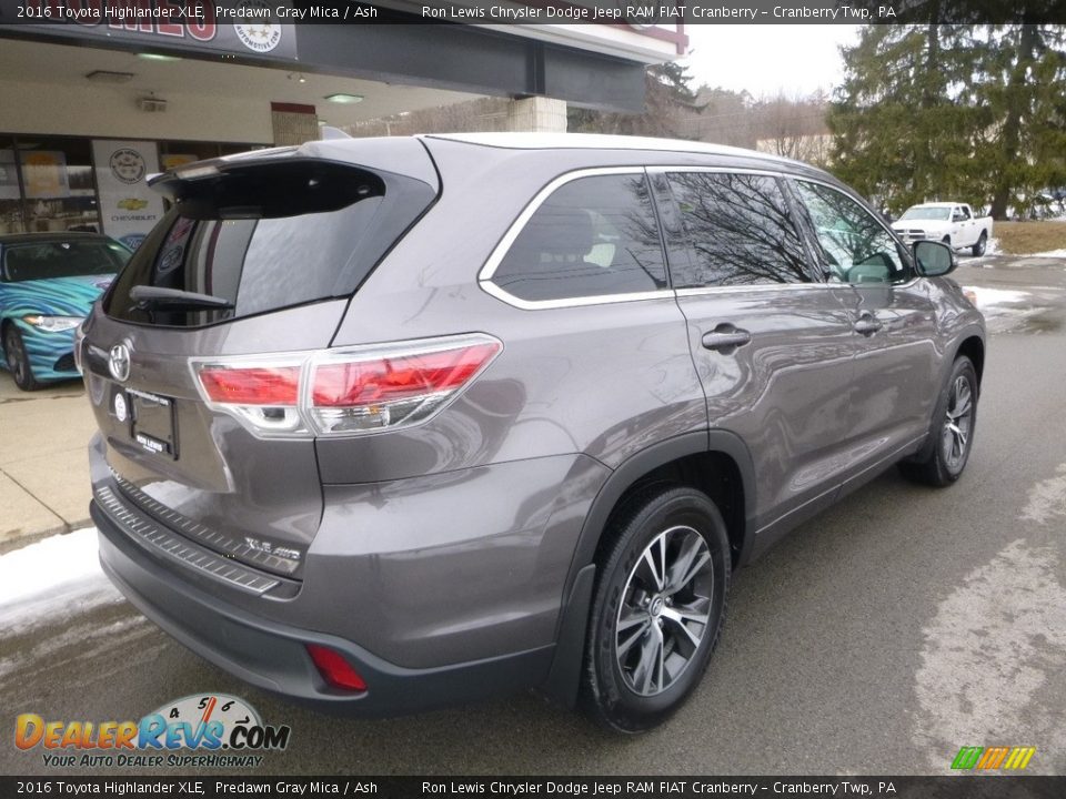 2016 Toyota Highlander XLE Predawn Gray Mica / Ash Photo #2