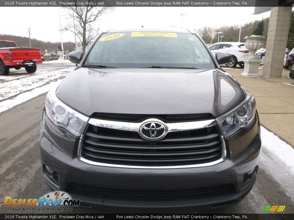 2016 Toyota Highlander XLE Predawn Gray Mica / Ash Photo #4