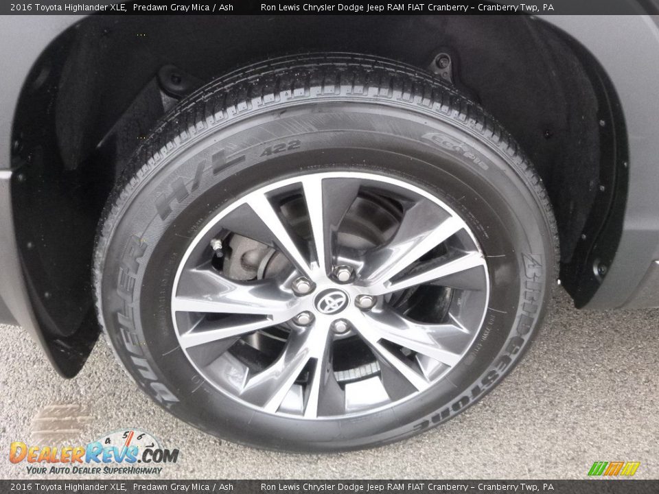 2016 Toyota Highlander XLE Predawn Gray Mica / Ash Photo #9
