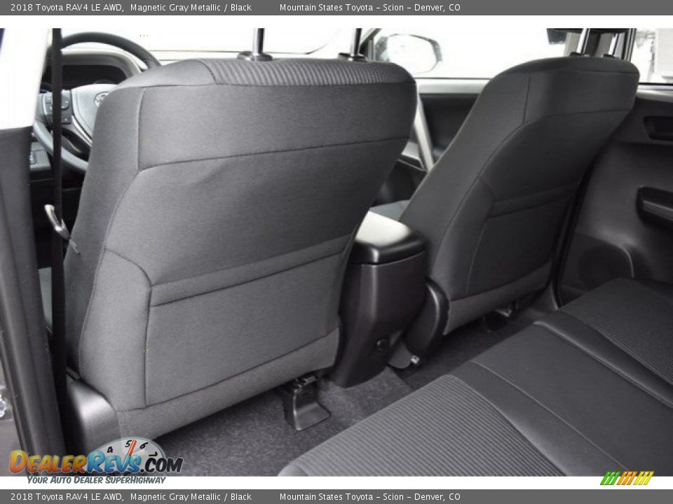 2018 Toyota RAV4 LE AWD Magnetic Gray Metallic / Black Photo #13