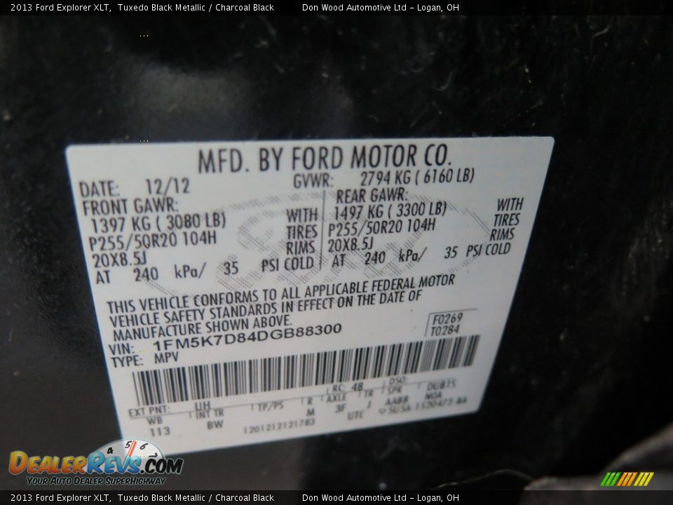 2013 Ford Explorer XLT Tuxedo Black Metallic / Charcoal Black Photo #35