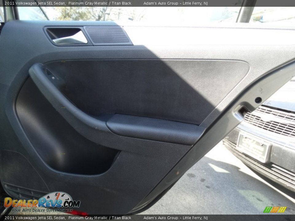 2011 Volkswagen Jetta SEL Sedan Platinum Gray Metallic / Titan Black Photo #15