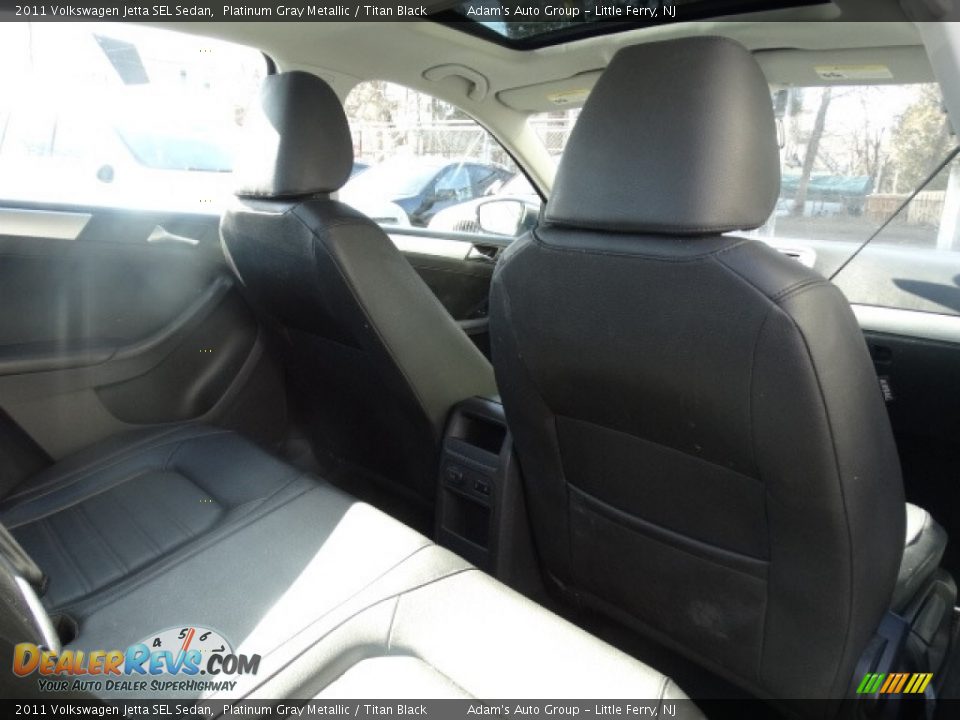 2011 Volkswagen Jetta SEL Sedan Platinum Gray Metallic / Titan Black Photo #16