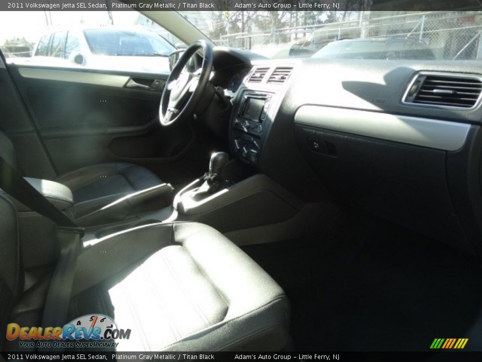 2011 Volkswagen Jetta SEL Sedan Platinum Gray Metallic / Titan Black Photo #18