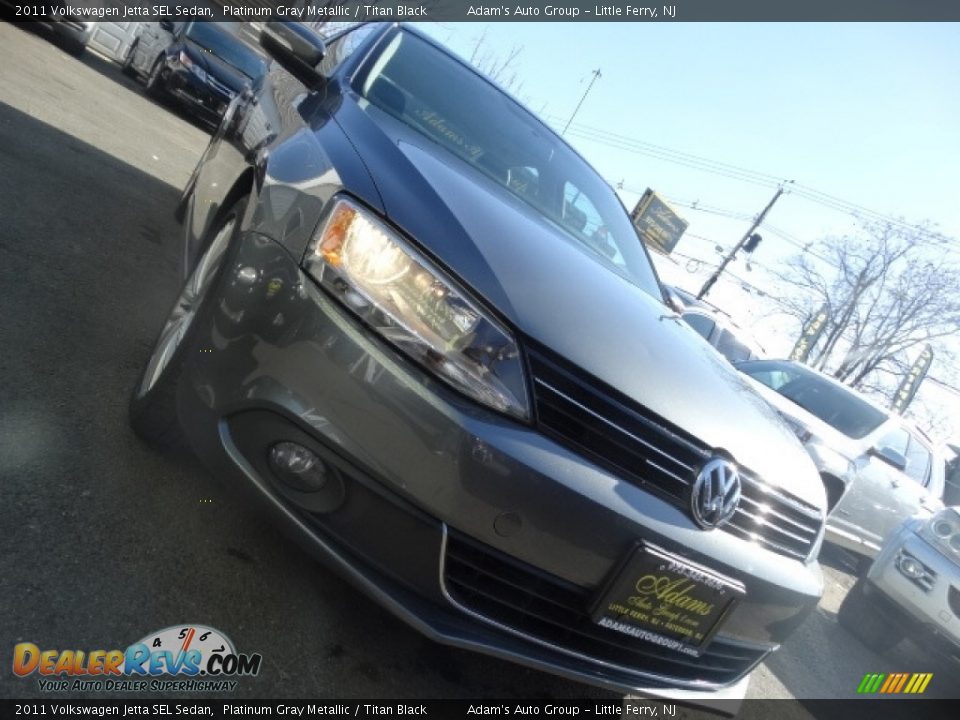 2011 Volkswagen Jetta SEL Sedan Platinum Gray Metallic / Titan Black Photo #35