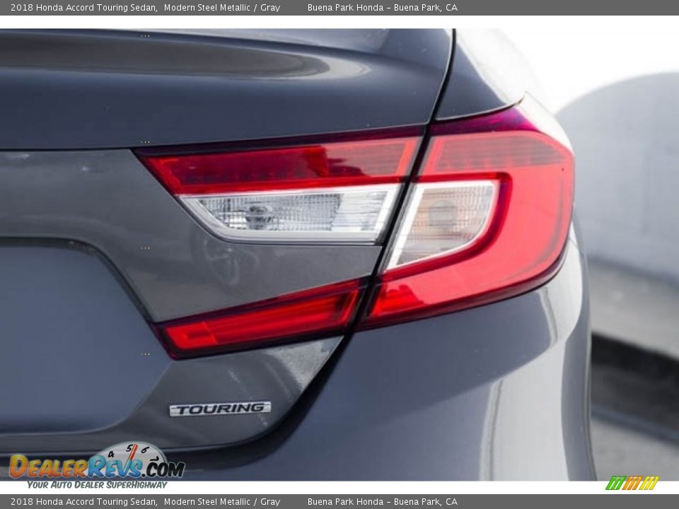 2018 Honda Accord Touring Sedan Modern Steel Metallic / Gray Photo #8