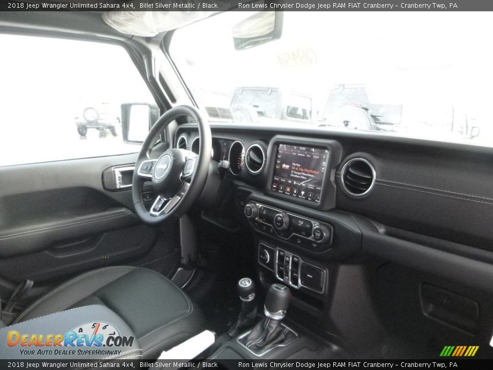 2018 Jeep Wrangler Unlimited Sahara 4x4 Billet Silver Metallic / Black Photo #10