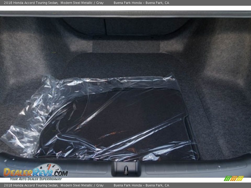 2018 Honda Accord Touring Sedan Modern Steel Metallic / Gray Photo #29