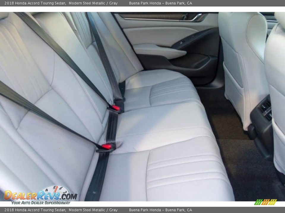 2018 Honda Accord Touring Sedan Modern Steel Metallic / Gray Photo #30