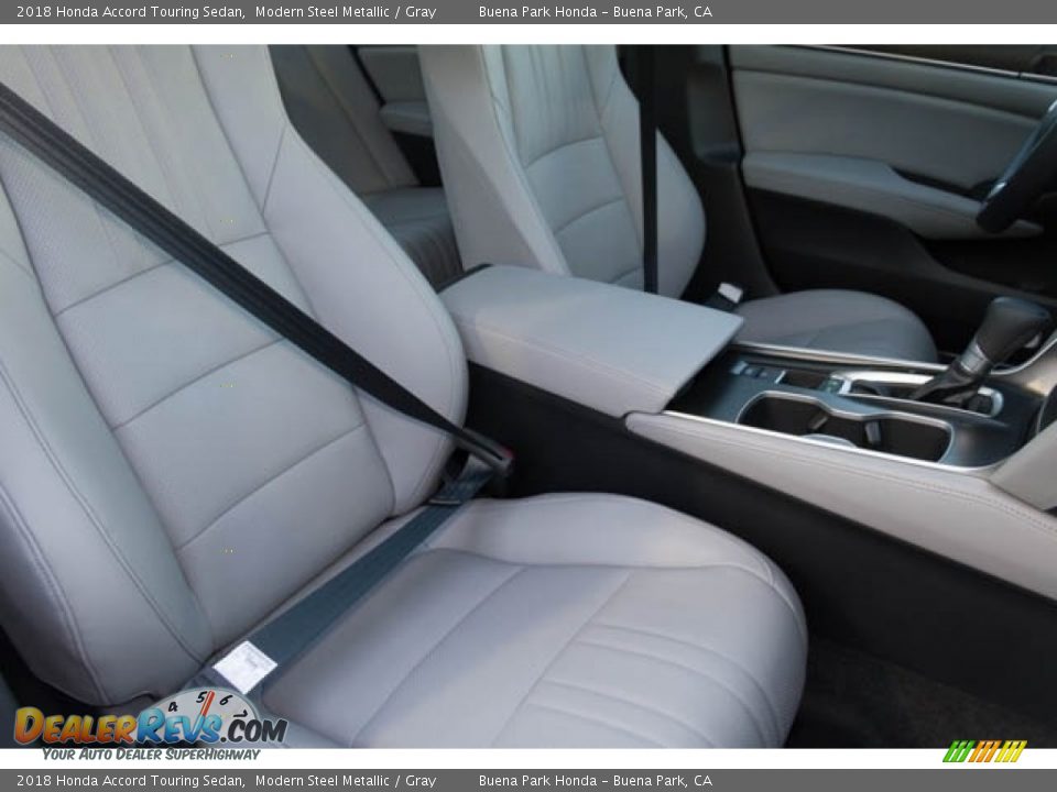 2018 Honda Accord Touring Sedan Modern Steel Metallic / Gray Photo #33