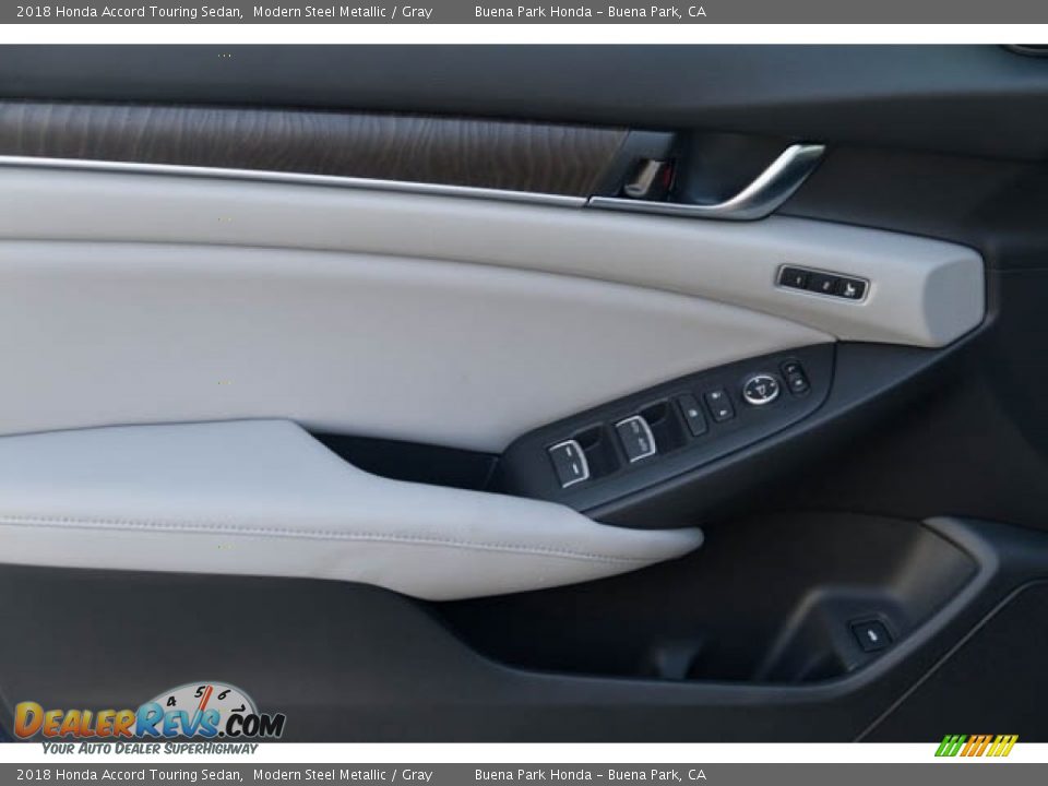 2018 Honda Accord Touring Sedan Modern Steel Metallic / Gray Photo #35