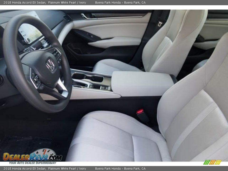 2018 Honda Accord EX Sedan Platinum White Pearl / Ivory Photo #17