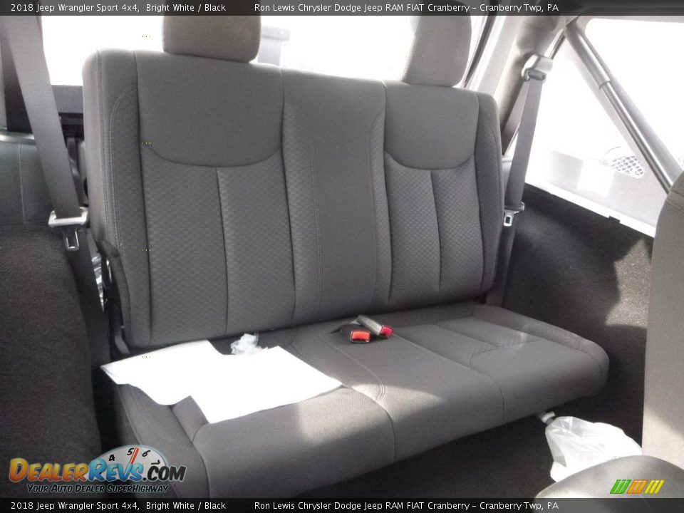 2018 Jeep Wrangler Sport 4x4 Bright White / Black Photo #11