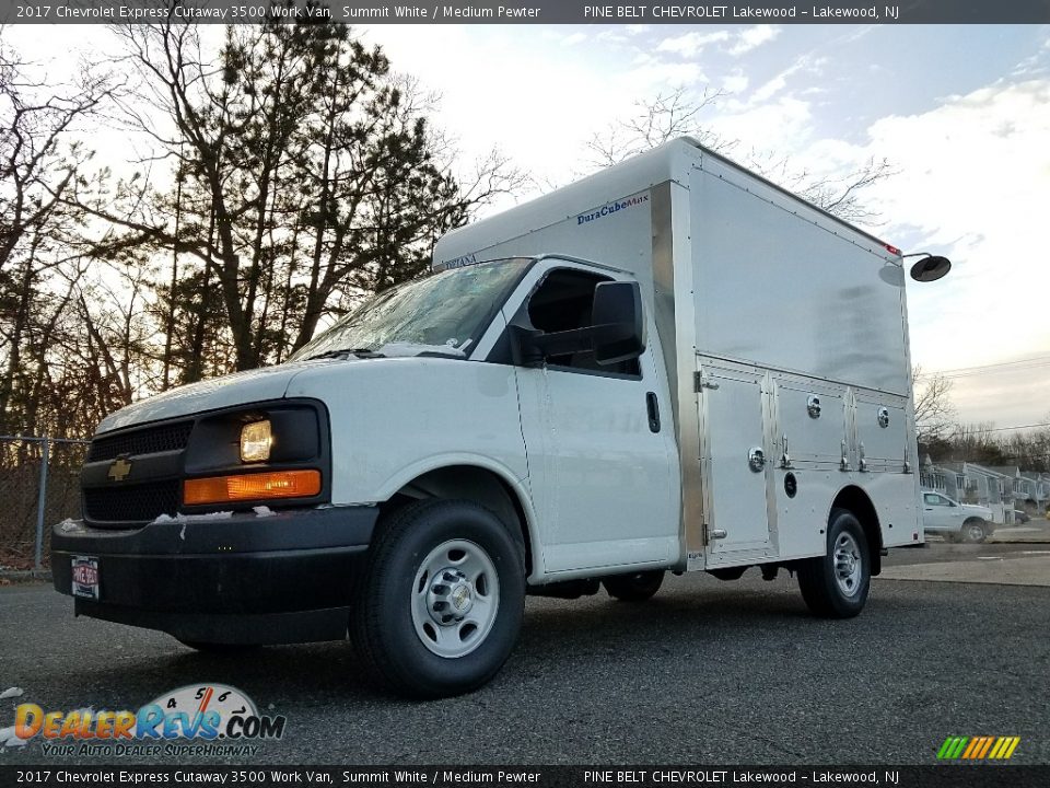 2017 Chevrolet Express Cutaway 3500 Work Van Summit White / Medium Pewter Photo #2