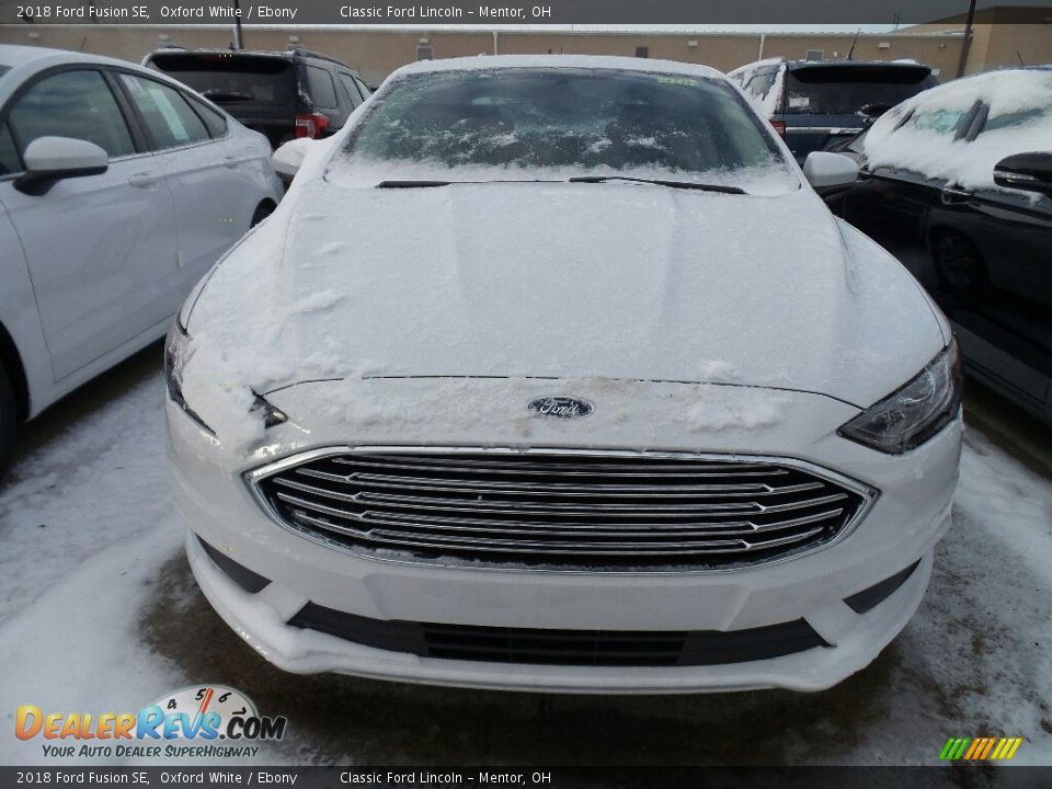 2018 Ford Fusion SE Oxford White / Ebony Photo #2