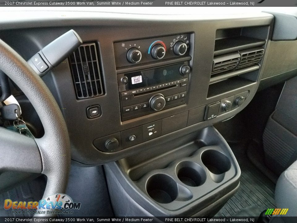 2017 Chevrolet Express Cutaway 3500 Work Van Summit White / Medium Pewter Photo #10