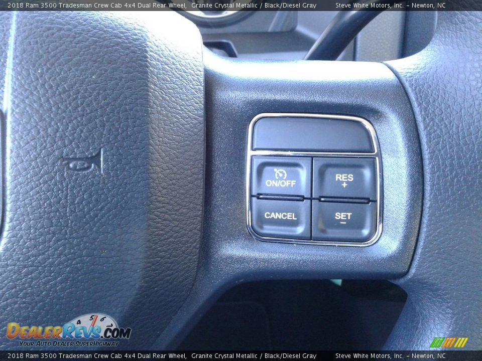 2018 Ram 3500 Tradesman Crew Cab 4x4 Dual Rear Wheel Granite Crystal Metallic / Black/Diesel Gray Photo #16