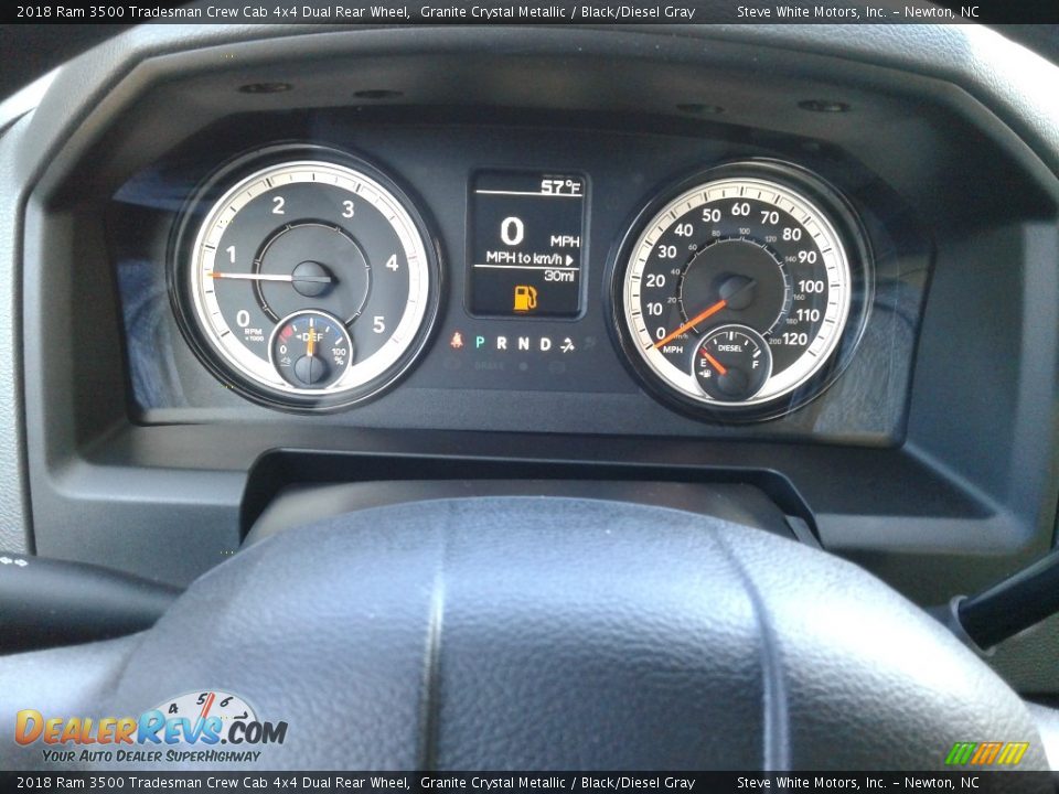 2018 Ram 3500 Tradesman Crew Cab 4x4 Dual Rear Wheel Granite Crystal Metallic / Black/Diesel Gray Photo #17