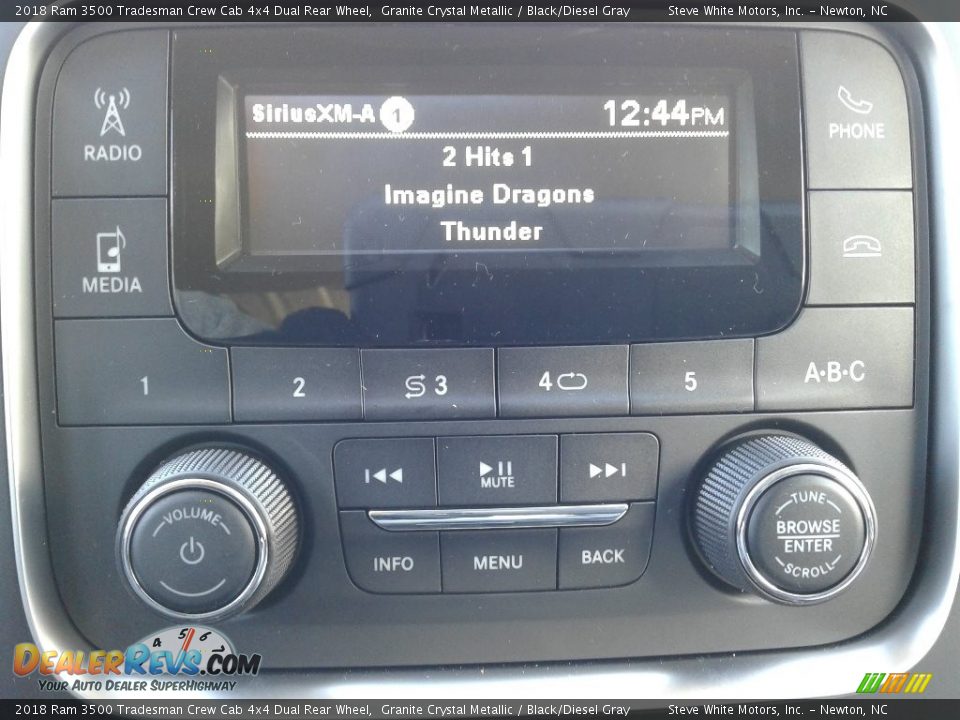 2018 Ram 3500 Tradesman Crew Cab 4x4 Dual Rear Wheel Granite Crystal Metallic / Black/Diesel Gray Photo #19