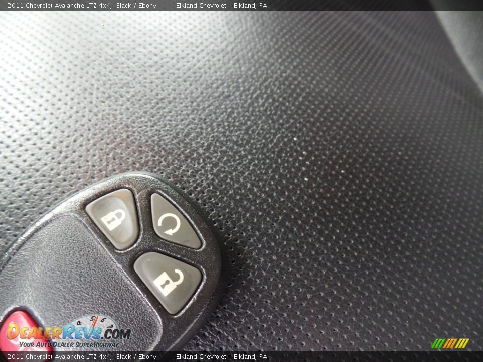 2011 Chevrolet Avalanche LTZ 4x4 Black / Ebony Photo #16