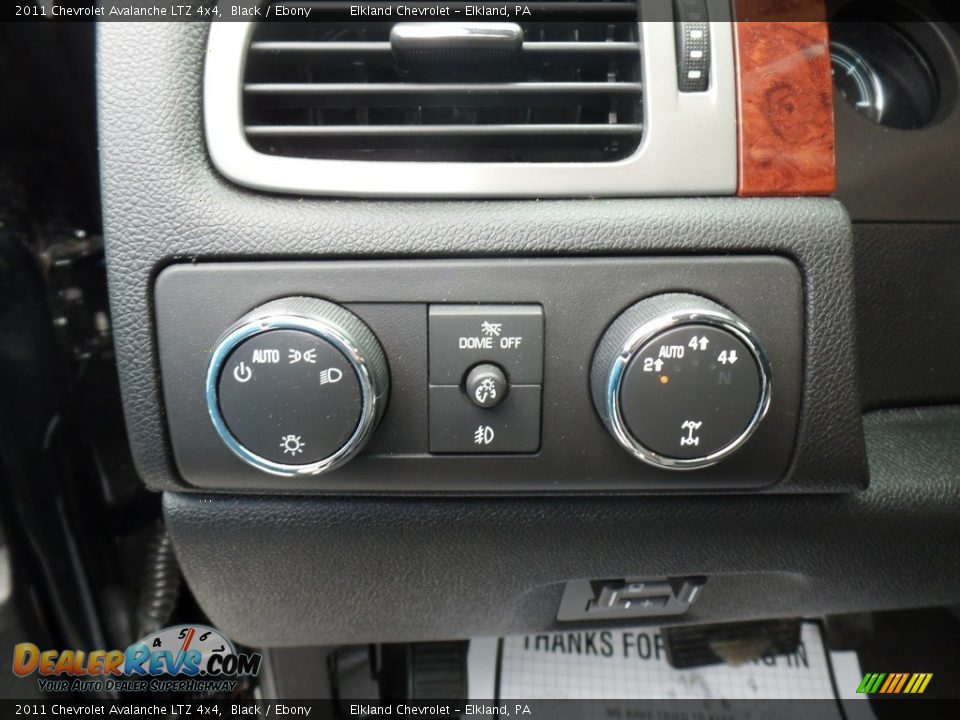2011 Chevrolet Avalanche LTZ 4x4 Black / Ebony Photo #22
