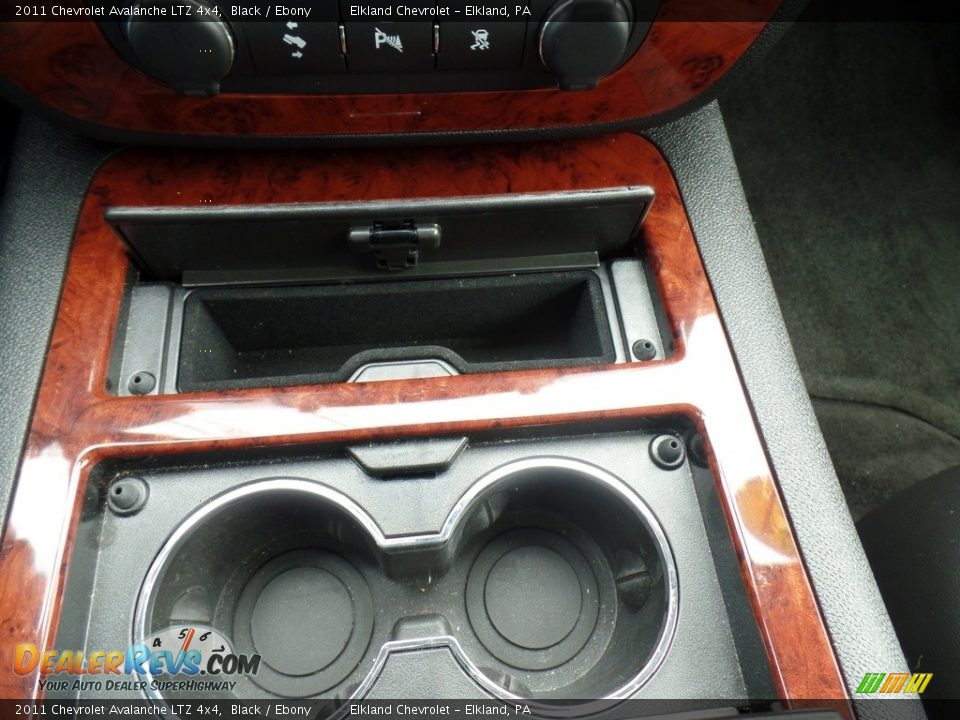 2011 Chevrolet Avalanche LTZ 4x4 Black / Ebony Photo #31