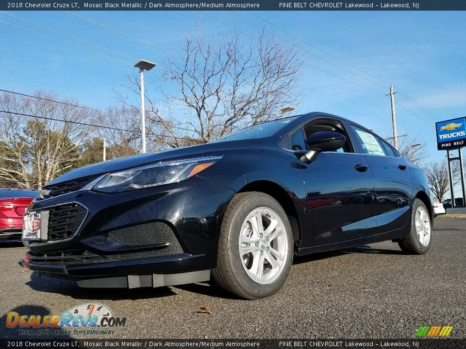 2018 Chevrolet Cruze LT Mosaic Black Metallic / Dark Atmosphere/Medium Atmosphere Photo #2