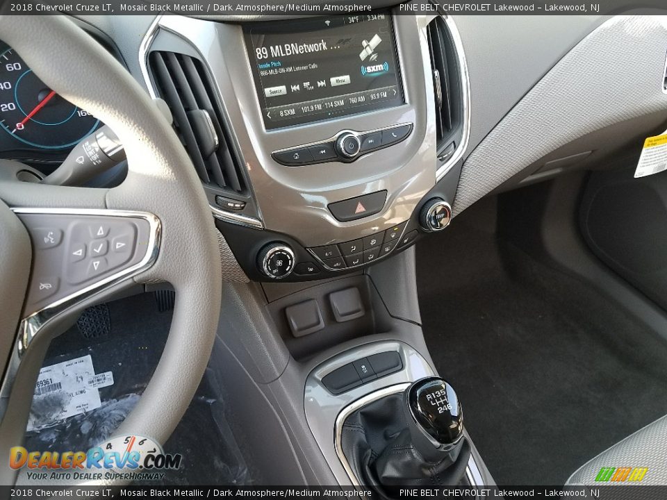 2018 Chevrolet Cruze LT Mosaic Black Metallic / Dark Atmosphere/Medium Atmosphere Photo #10
