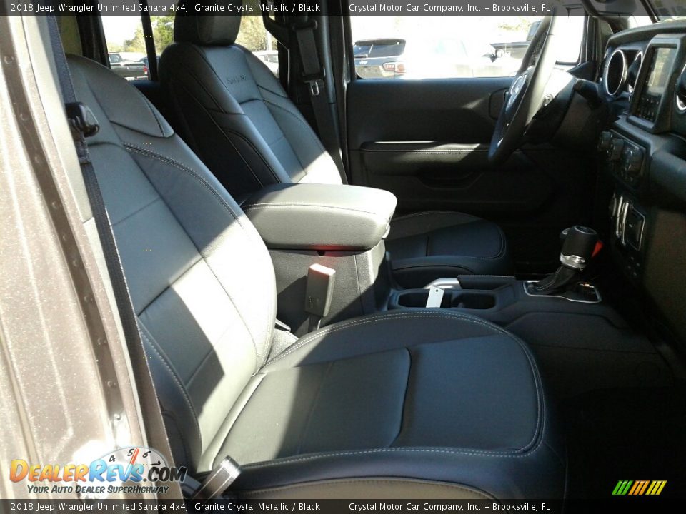 2018 Jeep Wrangler Unlimited Sahara 4x4 Granite Crystal Metallic / Black Photo #12