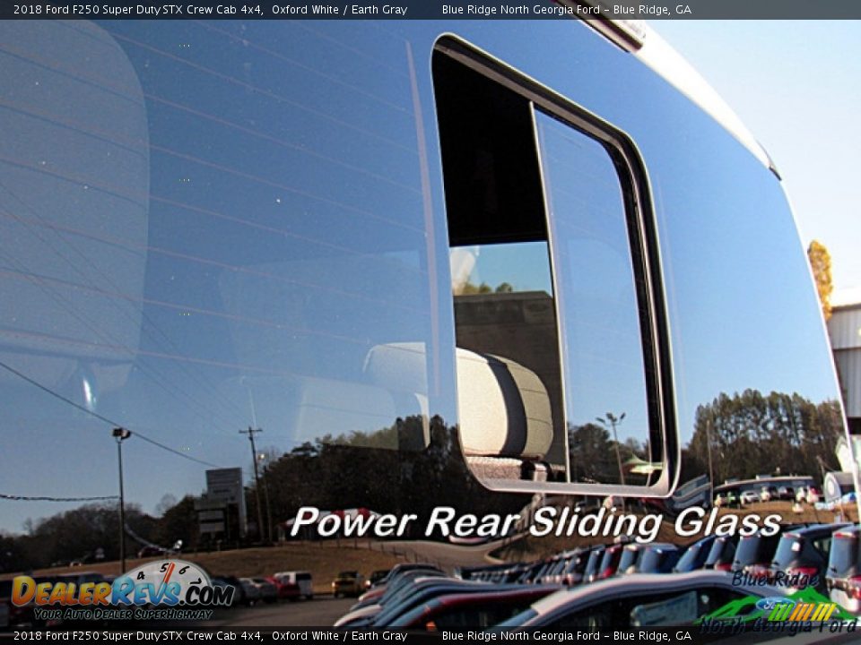 2018 Ford F250 Super Duty STX Crew Cab 4x4 Oxford White / Earth Gray Photo #26