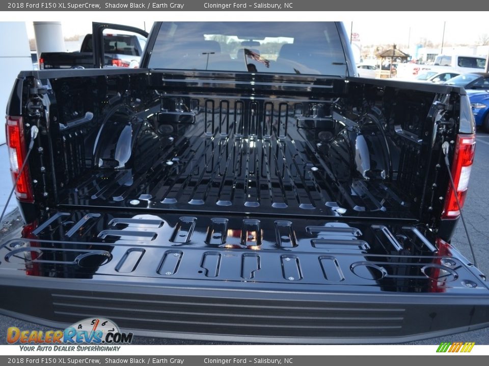 2018 Ford F150 XL SuperCrew Shadow Black / Earth Gray Photo #6