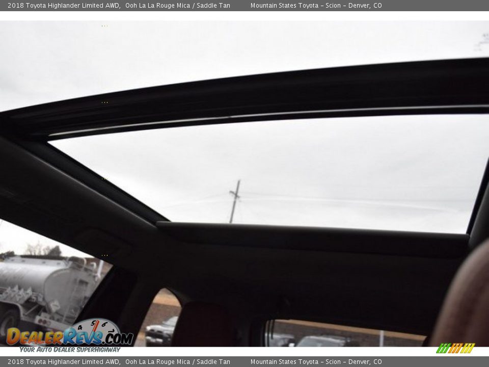 2018 Toyota Highlander Limited AWD Ooh La La Rouge Mica / Saddle Tan Photo #10