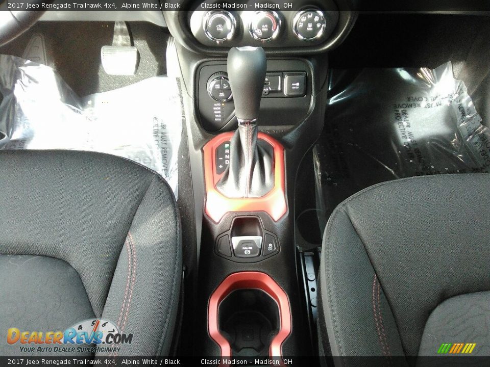 2017 Jeep Renegade Trailhawk 4x4 Alpine White / Black Photo #8