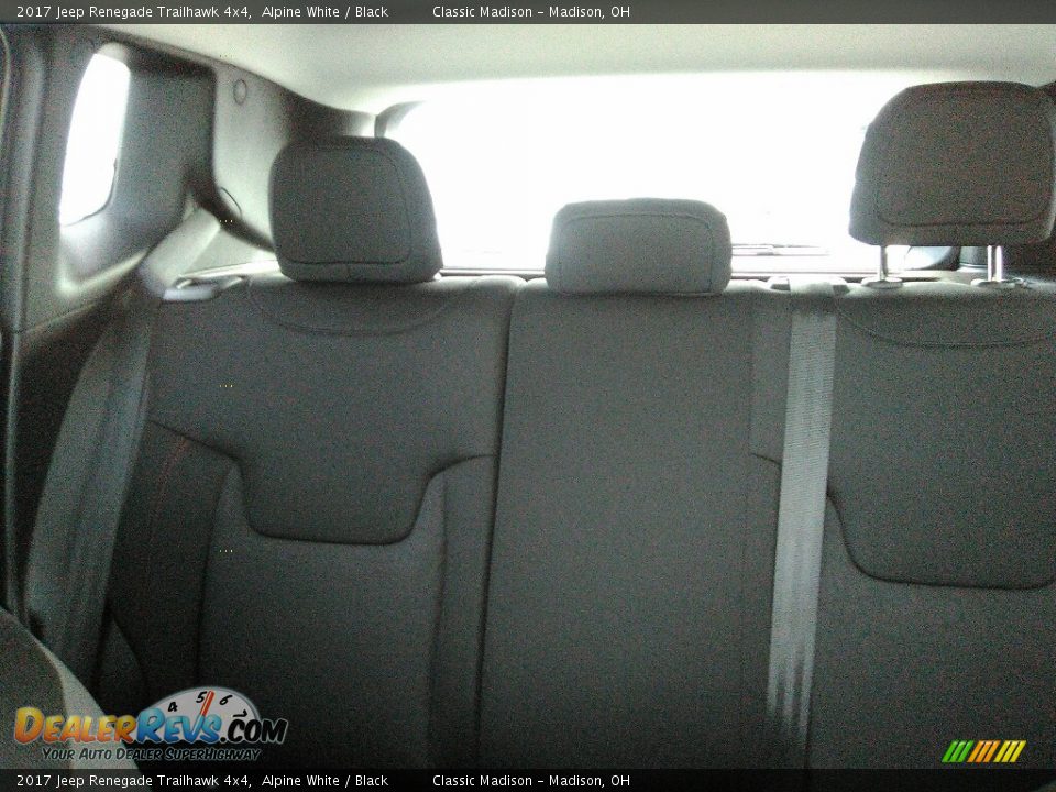 2017 Jeep Renegade Trailhawk 4x4 Alpine White / Black Photo #12