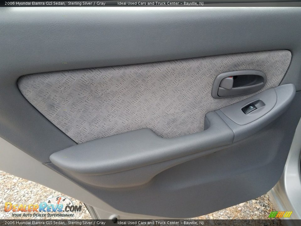 2006 Hyundai Elantra GLS Sedan Sterling Silver / Gray Photo #9