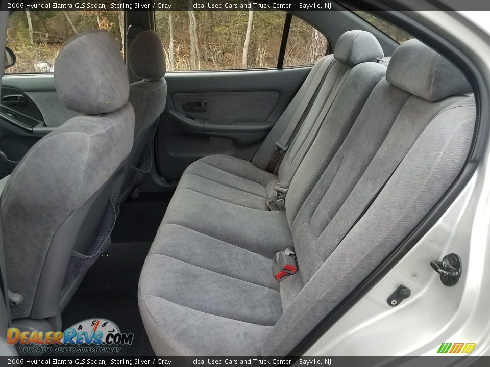 2006 Hyundai Elantra GLS Sedan Sterling Silver / Gray Photo #10