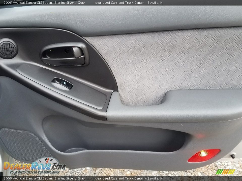 2006 Hyundai Elantra GLS Sedan Sterling Silver / Gray Photo #21