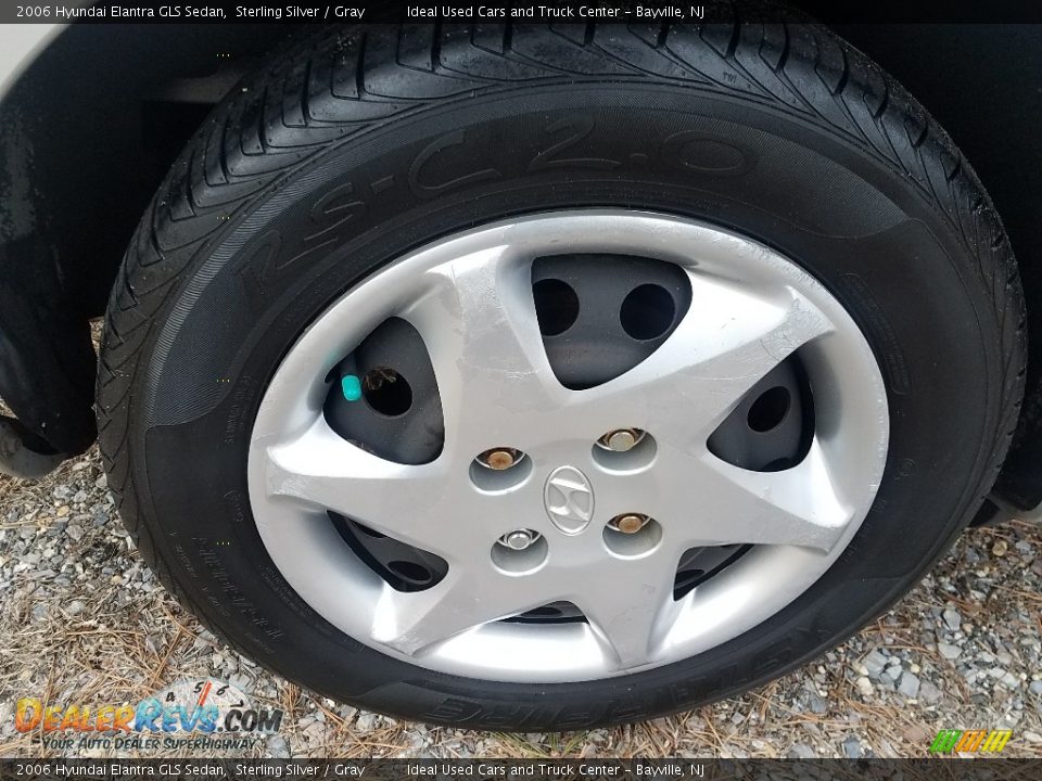 2006 Hyundai Elantra GLS Sedan Sterling Silver / Gray Photo #25
