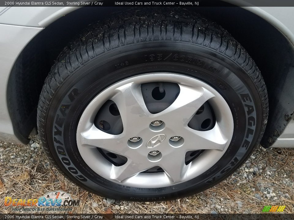 2006 Hyundai Elantra GLS Sedan Sterling Silver / Gray Photo #27