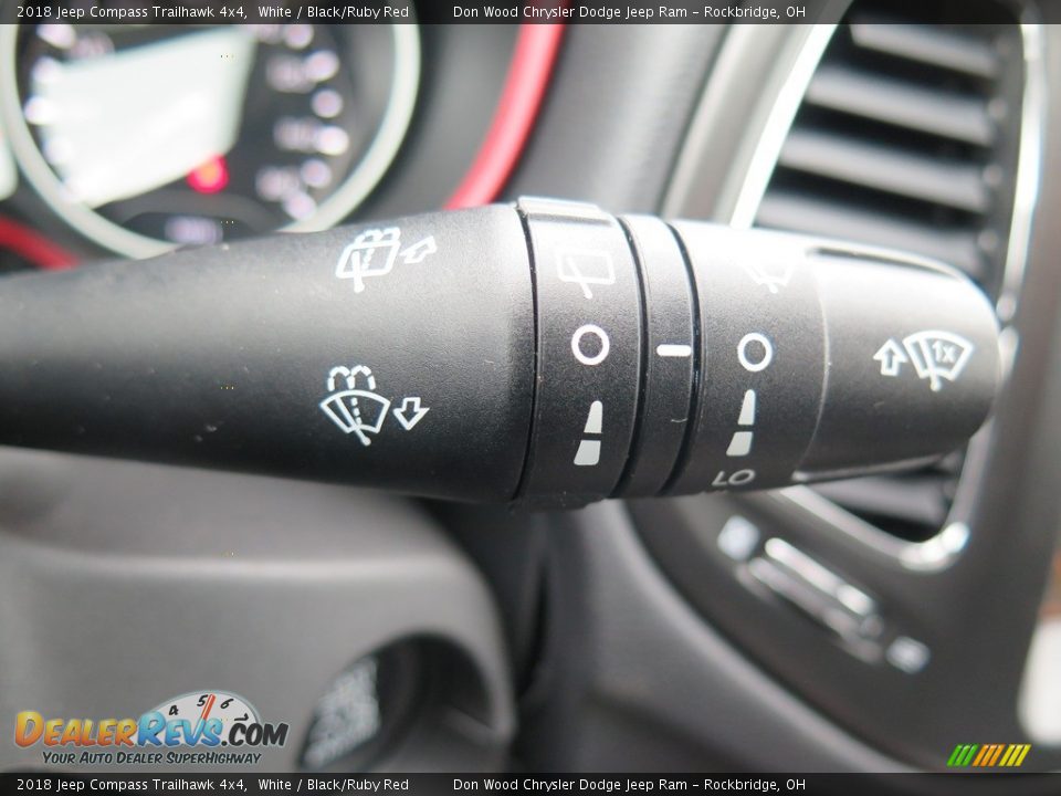 2018 Jeep Compass Trailhawk 4x4 White / Black/Ruby Red Photo #29