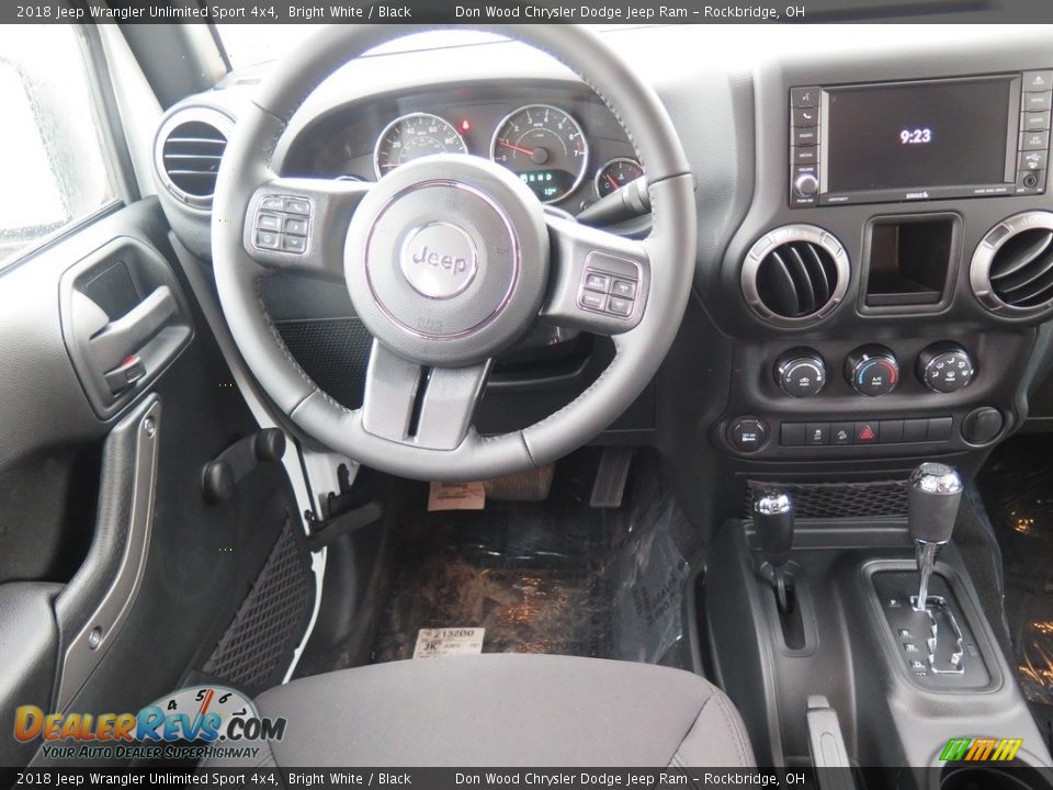 2018 Jeep Wrangler Unlimited Sport 4x4 Bright White / Black Photo #12