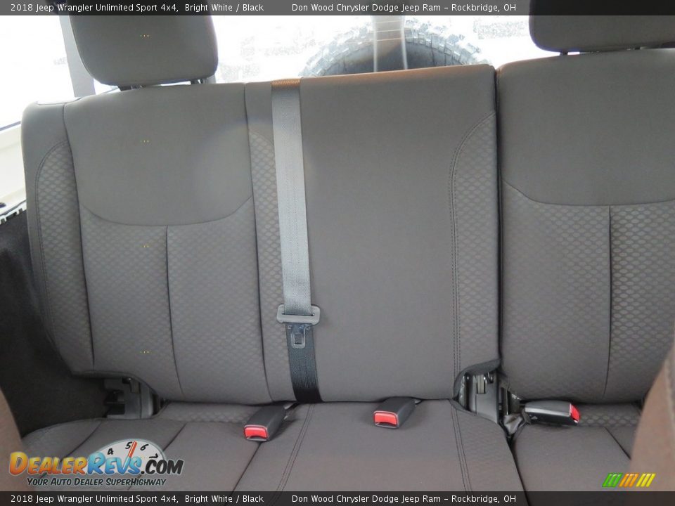 2018 Jeep Wrangler Unlimited Sport 4x4 Bright White / Black Photo #17