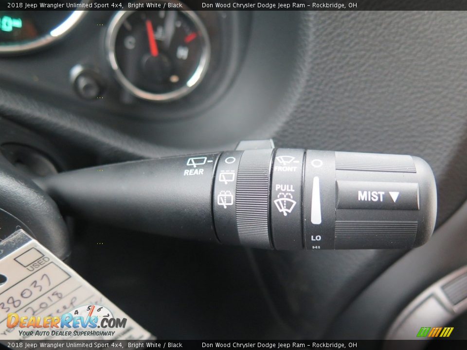 2018 Jeep Wrangler Unlimited Sport 4x4 Bright White / Black Photo #27
