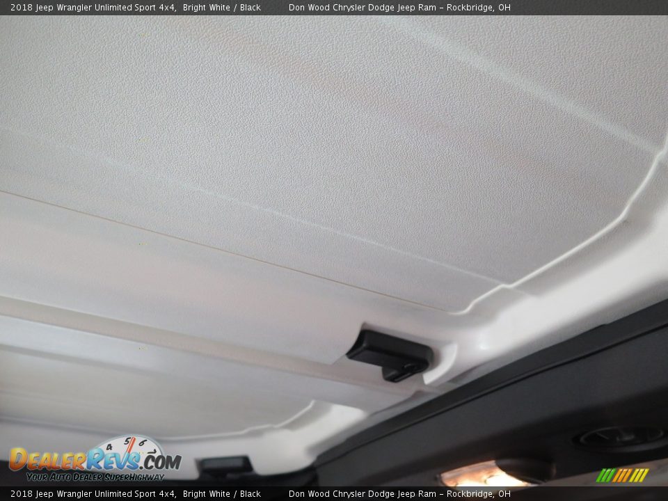 2018 Jeep Wrangler Unlimited Sport 4x4 Bright White / Black Photo #30