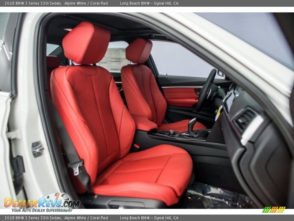 2018 BMW 3 Series 330i Sedan Alpine White / Coral Red Photo #2