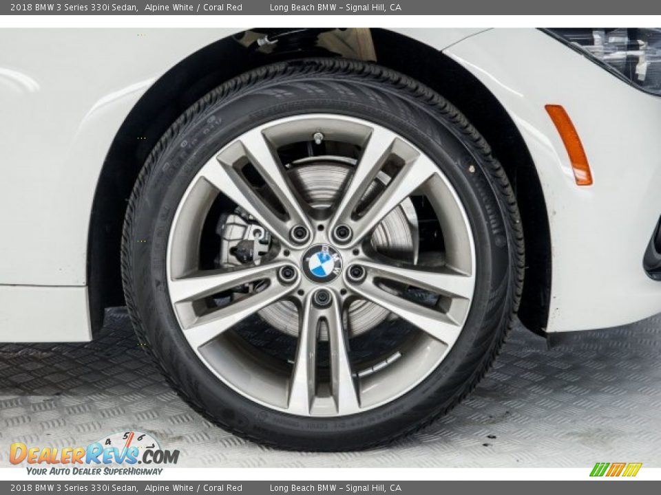 2018 BMW 3 Series 330i Sedan Alpine White / Coral Red Photo #9