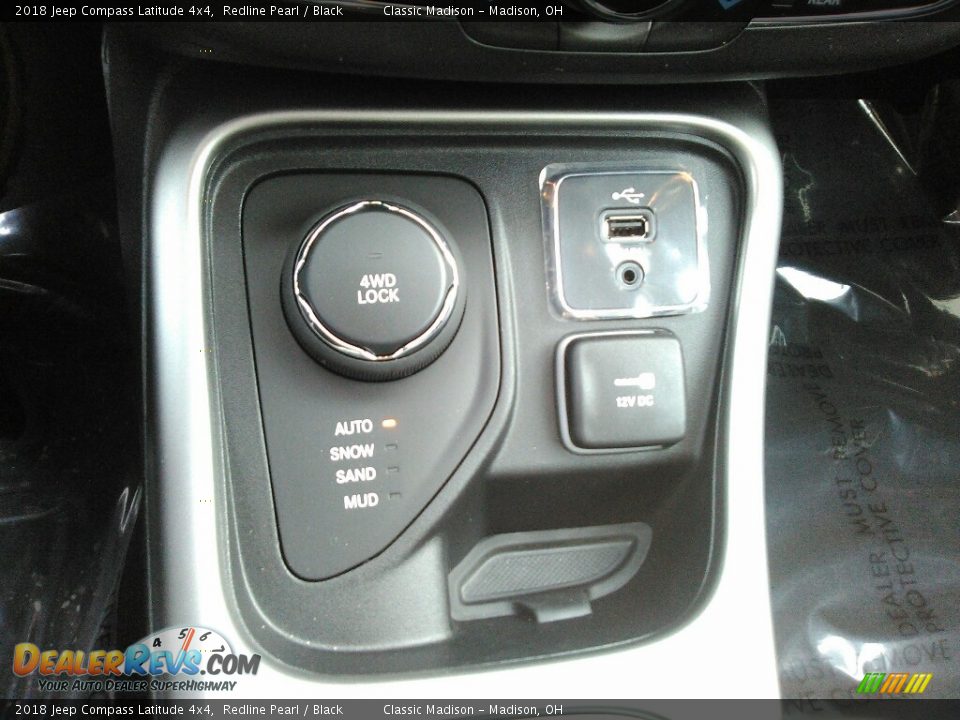 2018 Jeep Compass Latitude 4x4 Redline Pearl / Black Photo #11
