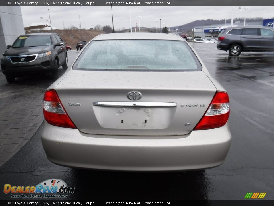 2004 Toyota Camry LE V6 Desert Sand Mica / Taupe Photo #8