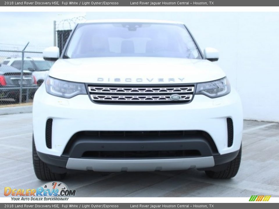 2018 Land Rover Discovery HSE Fuji White / Light Oyster/Espresso Photo #2